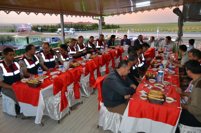 Kulu İlçe Jandarma Komutanlığından iftar programı