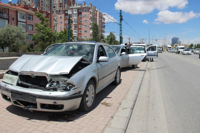 Konya’da zincirleme kaza: 13 araç birbirine girdi