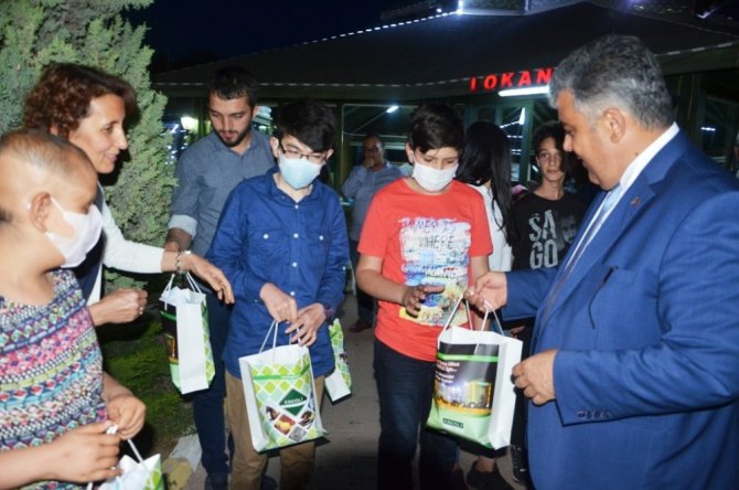 Başkan Özgüven’den moral iftarı