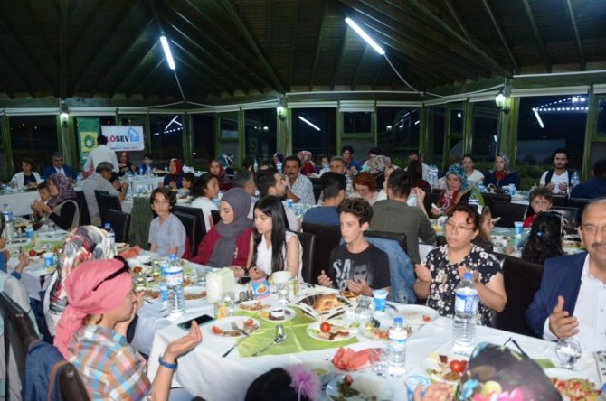 Başkan Özgüven’den moral iftarı