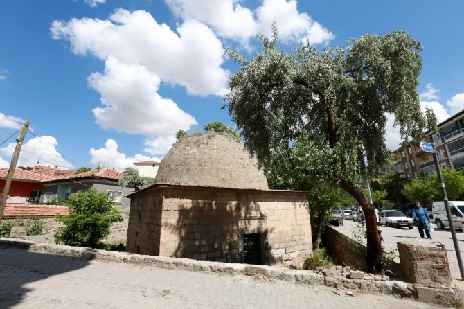 Aksaray Belediyesi manevi değerlerine sahip çıkıyor