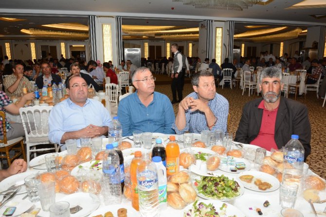 Aksaray’da Damızlık Sığır Yetiştiricileri Birliği üreticilerle iftarla buluştu