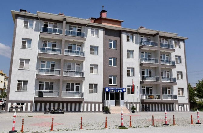 Selçuk Belediyesi “Umut Evi” umut oluyor