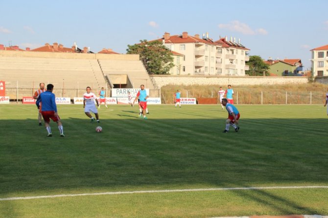 Akşehir Onur Günü’nde tarihi maç yeniden canlandırıldı