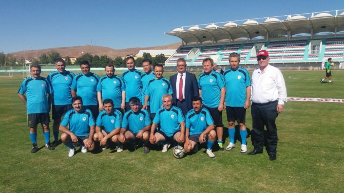 Türkiye Masterler Futbol Şampiyonası Aksaray’da başladı