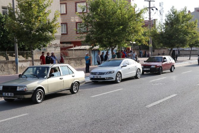 Okulların açılmasına bir hafta kala İmam Hatip Lisenin çatısı yandı