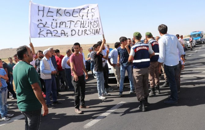 Aksaray’da köy halkı karayolunu trafiğe kapattı