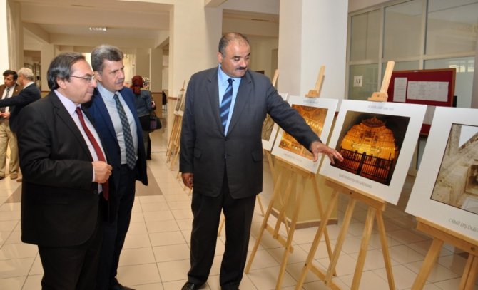 NEÜ’de “Edirne Osmanlı Camilerine Strüktürel Bir Bakış” fotoğraf sergisi