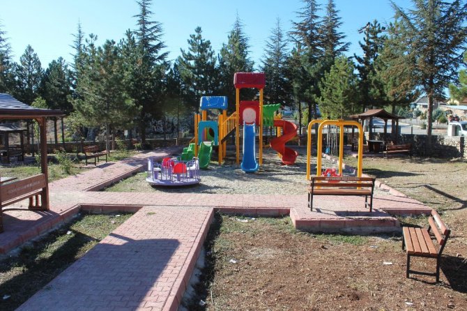 Beyşehir’de şehit ismini taşıyan park yeniden dizayn edildi