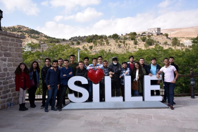 Selçuklu’da üniversite öğrencileri Konya’yı tanıyor