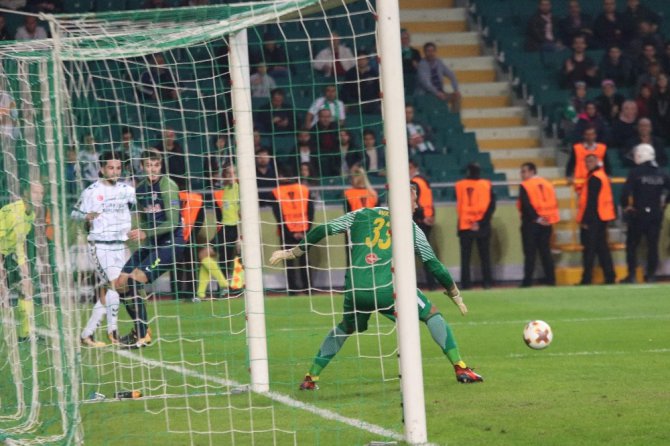 UEFA Avrupa Ligi: Atiker Konyaspor: 0 - Salzburg: 2 (Maç sonucu)