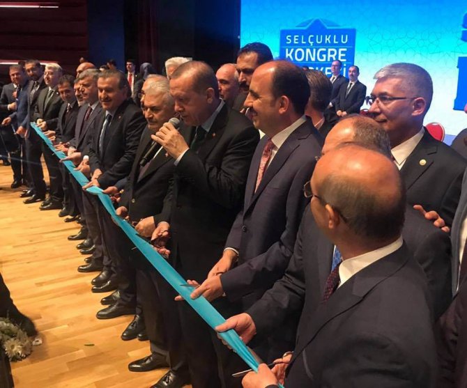 Cumhurbaşkanı Erdoğan Selçuklu Kongre Merkezini açtı