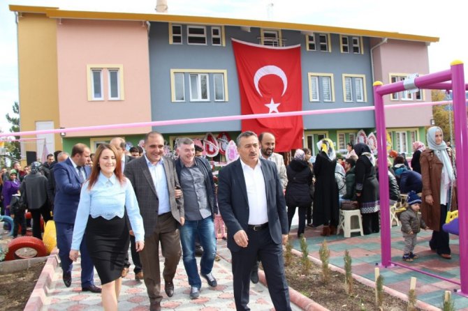 Seydişehir’e yeni kreş ve gündüz bakım evi açıldı