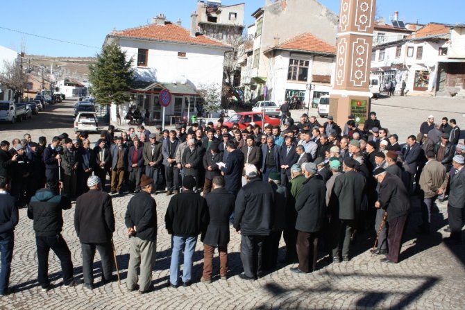 Derbent’te, ABD’nin Kudüs’ü İsrail’in başkenti olarak tanımasına tepki