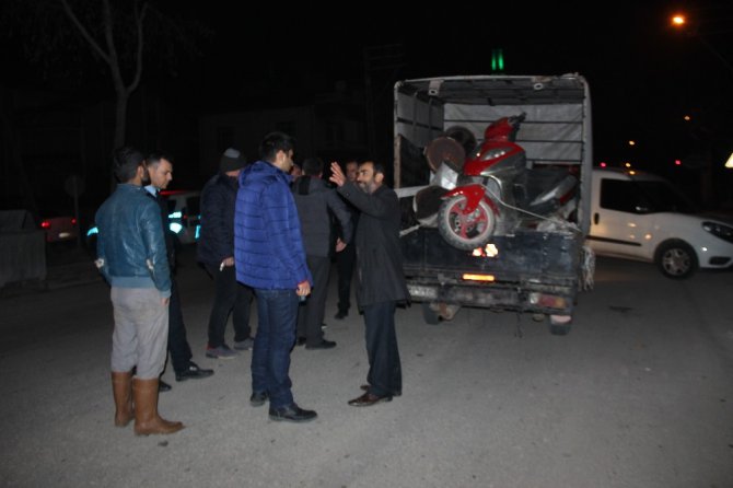 Bahçeden gelen seslere uyandı, hırsızları takip ederek polise yakalattı