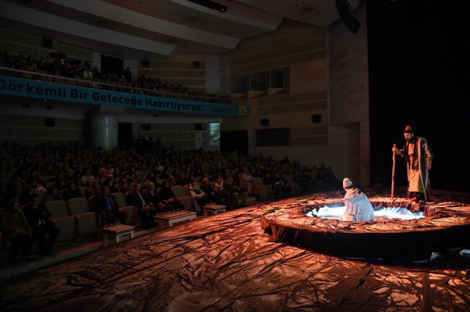 Şehir Tiyatrosu’nun oyunları yoğun ilgi görüyor