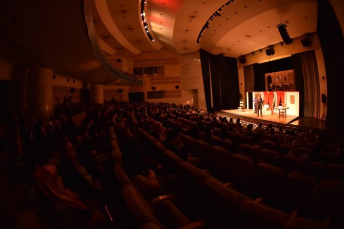 “Abdülhamid Ateş Çemberi”ne sanatseverlerden yoğun ilgi