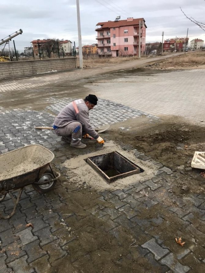 Beyşehir Belediyesinden drenaj temizlik çalışmaları