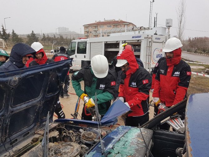 AFAD’dan İHH personeline arama kurtarma eğitimi