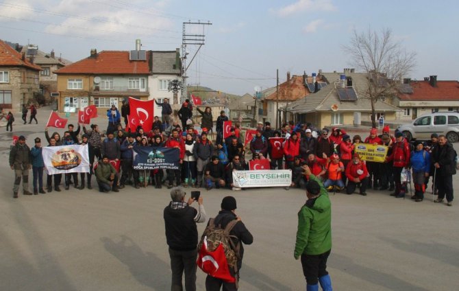 Dağcılar ve doğaseverler Afrin şehitleri için tırmandı