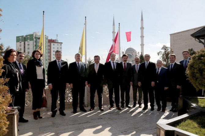 Başkan Akyürek: “Yeni dönemde şehir kimliği ve estetiği ön planda olacak”