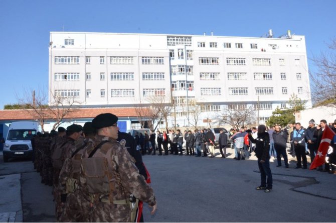 Konya’da özel harekat polisleri, Afrin’e uğurlandı