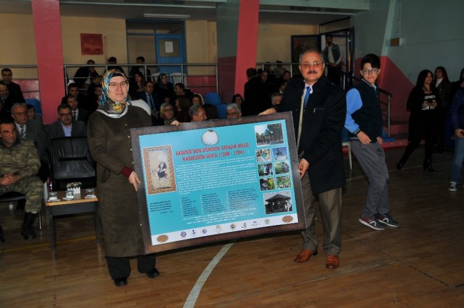 Akşehir’de okullara ve kamu kurumlarına Nasreddin Hoca köşesi