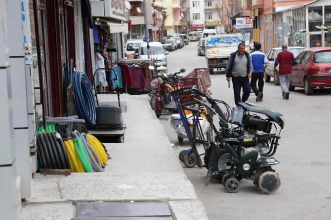 Kaldırım işgaline yaptırım uygulaması