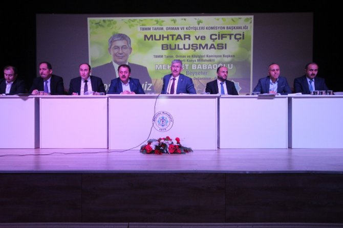 Beyşehir’de muhtar ve çiftçi buluşması