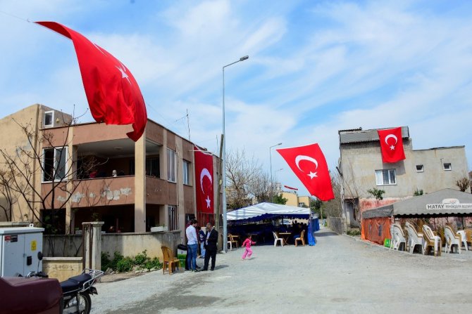 Görme engellilerden Mehmetçik’e destek ziyareti