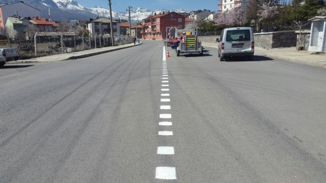 Seydişehir’de yol çizgileme çalışmaları başladı