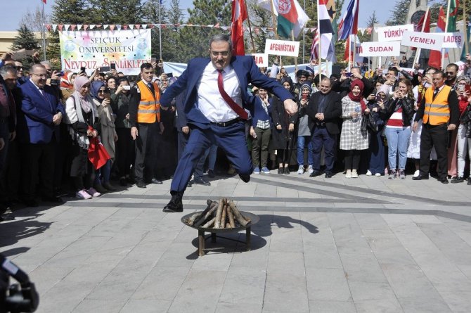 Selçuk’ta Nevruz Bayramı coşkuyla kutlandı