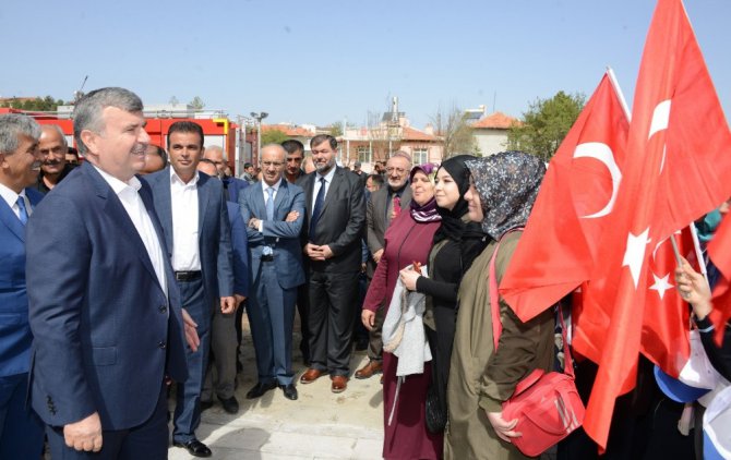 Akyürek: “Dünyada lider şehirler arasına girmek için çalışıyoruz”