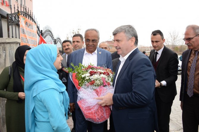 Başkan Akyürek: ”İstikametiniz hep doğru olsun”