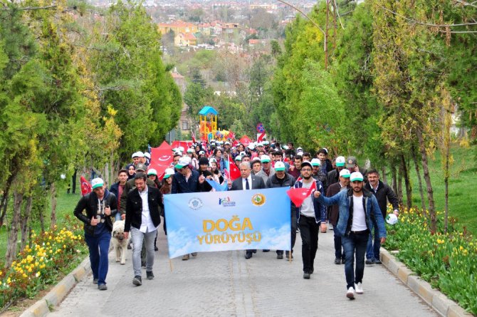 Afrin şehitleri anısına doğa yürüyüşü yapıldı