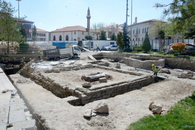 Konya’da Ulvi Sultan Türbesi ve Mescidi restore ediliyor