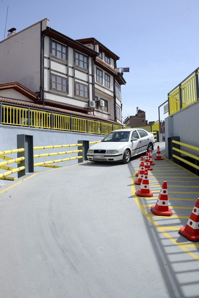 Konya’da Bedesten bölgesi tarihi yeraltı katlı otopark ile nefes aldı