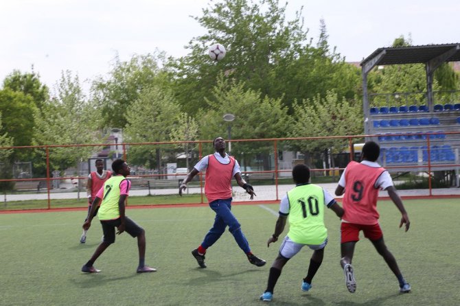 Konya’ada Başkanlık Kupası 4. Uluslararası Öğrenci Futbol Turnuvası başladı