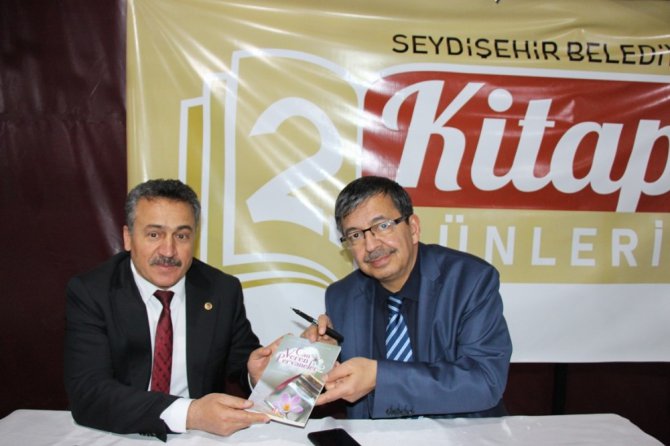 Araştırmacı Yazar Hayati İnanç’tan Seydişehir’de konferans