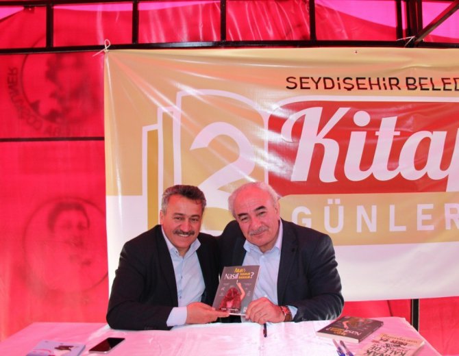 Seydişehir’de yazar Vehbi Vakkasoğlu konferans verdi