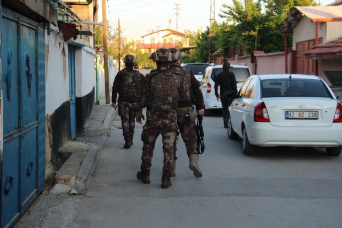 Konya’da DEAŞ operasyonu: 9 gözaltı