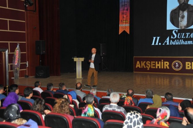 Talha Uğurluel, Akşehir’de Abdülhamit Han’ı anlattı