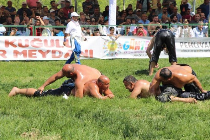 Seydişehir Yağlı Güreşleri Başpehlivanı İsmail Koç oldu