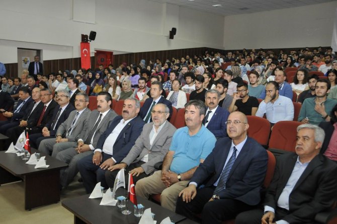 Selçuk’ta “Tarım, Ekonomi ve Modernizasyon” konferansı yapıldı