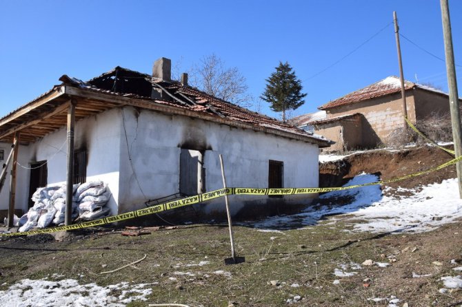 Keserle başına vurdukları adamı 14 yerinden bıçaklayıp yakan zanlılar tutuklandı