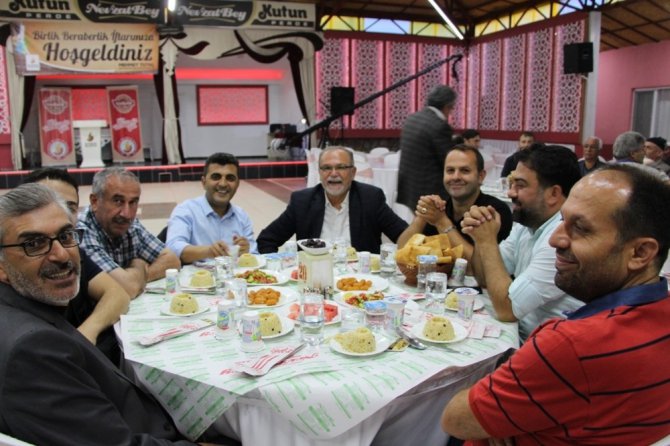 Başkan Tutal’dan birlik ve kardeşlik iftarı