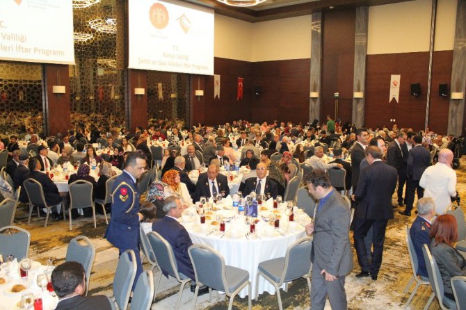 Konya’da şehit aileleri ve gazilere iftar