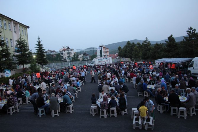 Beyşehir’de mahalle iftarları sürüyor