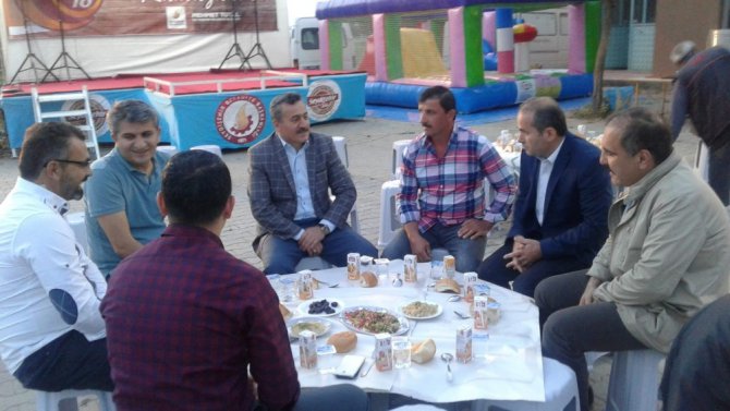 Başkan Tutal, Susuz ve Gölyüzü mahallesi sakinleri ile iftar açtı