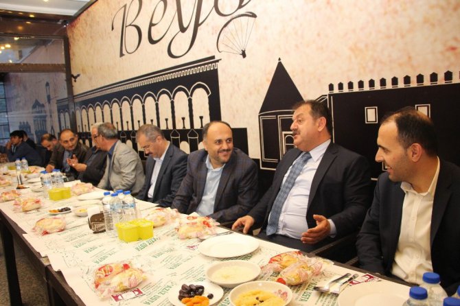 Beyşehir’de şehit aileleri ve gaziler onuruna iftar